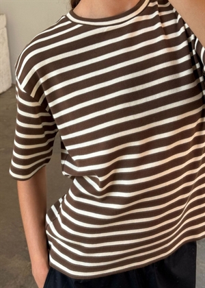 Mejse stripe tee Brown/Offwhite Boii Studios